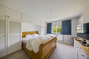 Bedroom- click for photo gallery